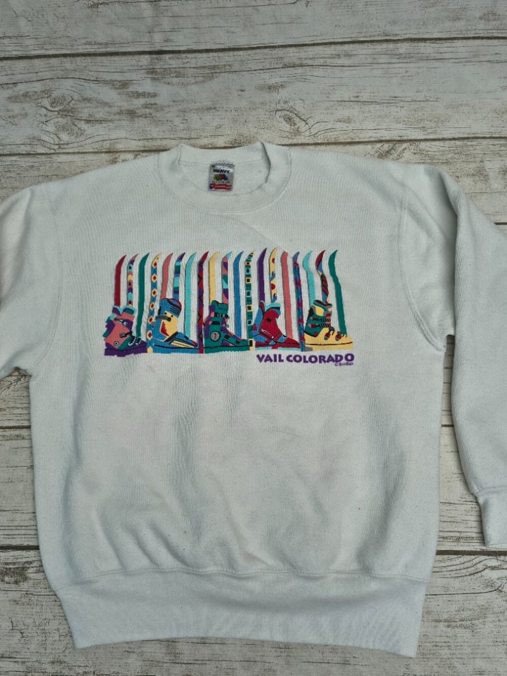Vintage Fruit of the Loom Vail Colorado USA Graphic Sweatshirt Size Medium